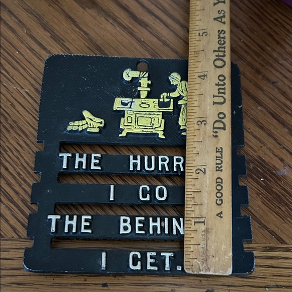 Vintage Cast Iron Motto Trivet Wall Plaque - Picture 4 of 4